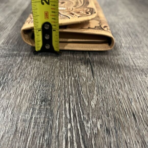 NEW Western handmade leather Elegant Tan Embossed Women's wallet - Picture 8 of 11